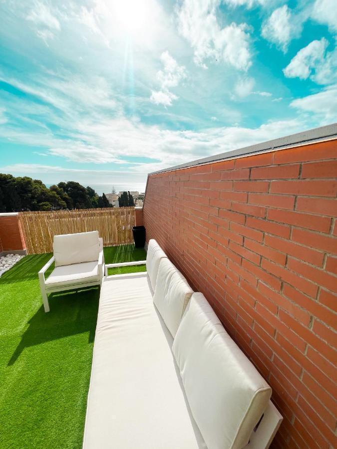Cozy Apartment With Large Terrace Torremolinos Exterior photo
